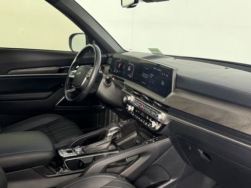 Used 2024 Kia Telluride EX X-Line image 34