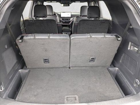 Used 2025 Ford Explorer ST image 6
