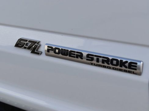 Used 2022 Ford F250 XLT w/ FX4 Off-Road Package image 5