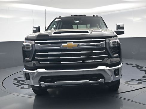 New 2026 Chevrolet Silverado 3500 LTZ w/ LTZ Plus Package AWD/4WD image 5