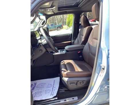 Used 2025 Toyota Land Cruiser w/ Premium Package AWD/4WD image 9