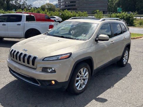 Used 2015 Jeep Cherokee Limited w/ Luxury Group AWD/4WD image 1