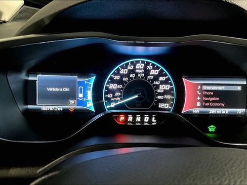 Used 2015 Ford C-MAX SE w/ Equipment Group 203A FWD image 22