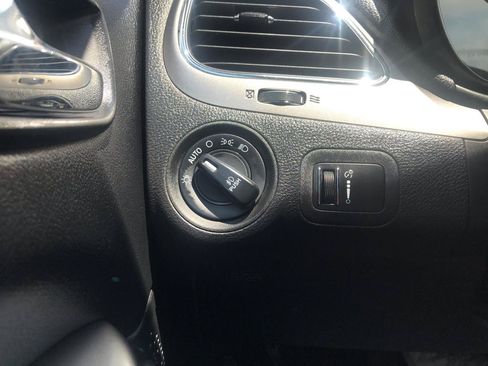 Used 2020 Dodge Journey Crossroad FWD image 14