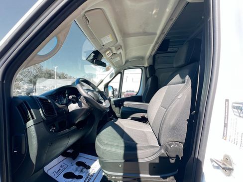 Used 2023 RAM ProMaster 2500 image 14