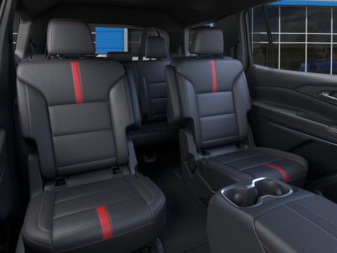 New 2026 Chevrolet Traverse RS w/ LPO, Floor Liner Package AWD/4WD image 17