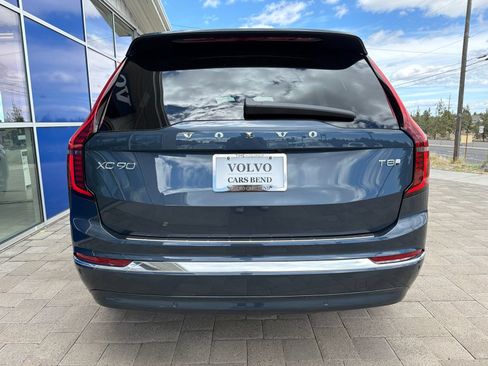 New 2026 Volvo XC90 T8 Plus w/ Protection Package Premier AWD/4WD image 6