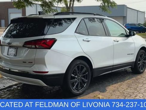 Used 2023 Chevrolet Equinox RS w/ RS Leather Package AWD/4WD image 8