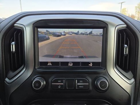 Used 2022 Chevrolet Silverado 2500 LT w/ Texas Edition AWD/4WD image 25
