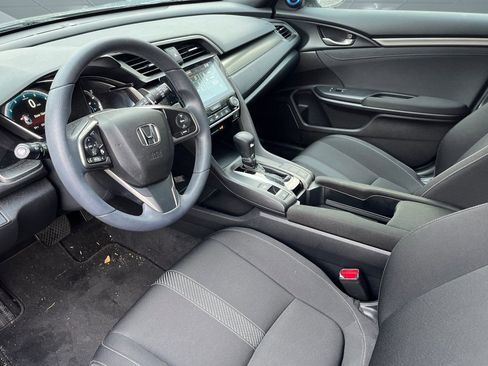Used 2018 Honda Civic EX image 3