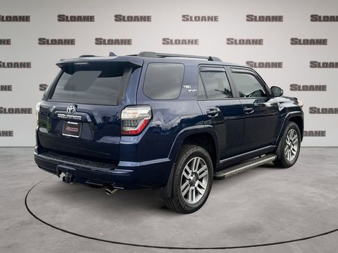 Used 2022 Toyota 4Runner TRD Sport AWD/4WD image 5