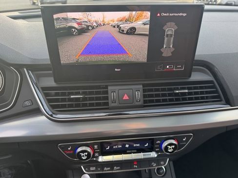 Used 2025 Audi Q5 2.0T Premium w/ Convenience Plus Package image 17