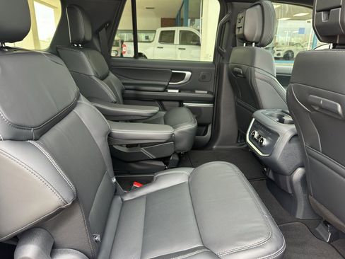 New 2026 Ford Expedition Max Platinum w/ Stealth Performance Package image 34