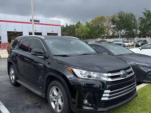 Used 2019 Toyota Highlander Limited image 5
