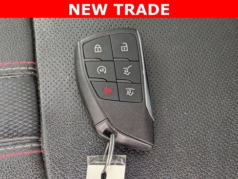 Used 2022 Chevrolet Tahoe RST w/ Luxury Package AWD/4WD image 32