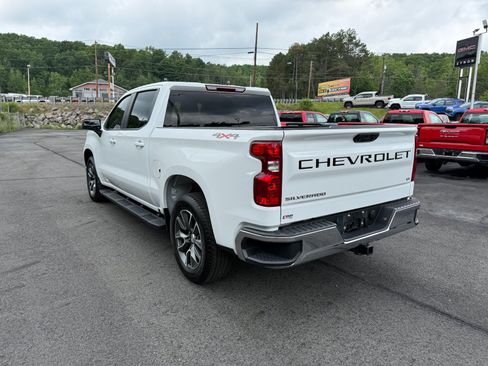 Used 2023 Chevrolet Silverado 1500 LT AWD/4WD image 3