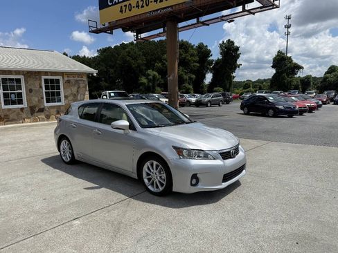 Used 2011 Lexus CT 200h Premium w/ Premium Audio Pkg FWD image 9
