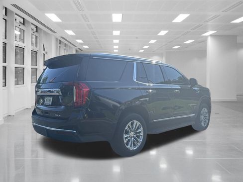 Used 2024 GMC Yukon SLT w/ SLT Premium Package AWD/4WD image 5
