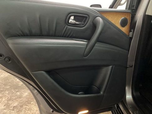 Used 2011 INFINITI QX56 2WD w/ Theater Pkg image 71