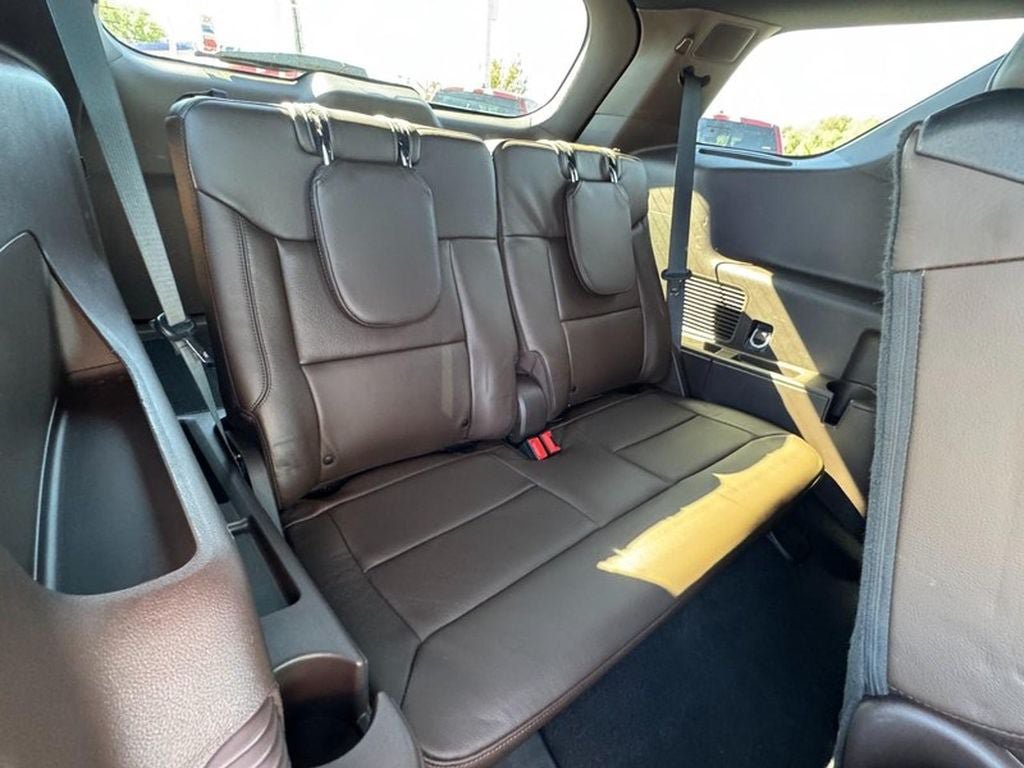 Used 2023 Ford Explorer King Ranch AWD/4WD image 11