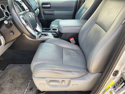 Used 2016 Toyota Sequoia Limited image 19