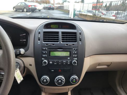 Used 2007 Kia Spectra EX image 15