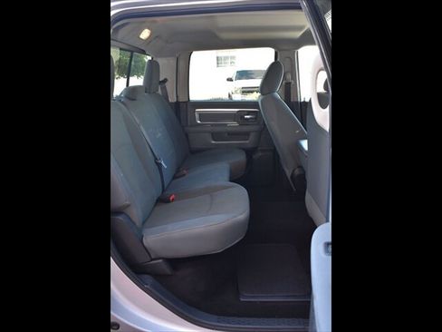 Used 2015 RAM 2500 SLT image 25