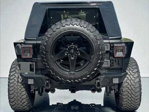 Used 2024 Jeep Wrangler Unlimited Sport image 7