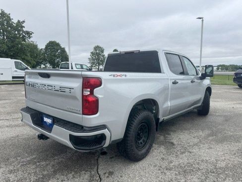 Used 2022 Chevrolet Silverado 1500 Custom AWD/4WD image 9