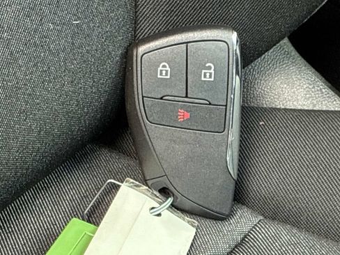 Used 2023 Chevrolet Colorado W/T RWD image 17