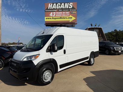 New 2025 RAM ProMaster 3500 w/ Convenience Group