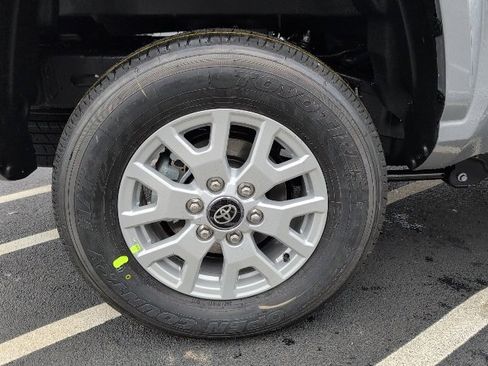 New 2025 Toyota Tacoma SR5 image 6