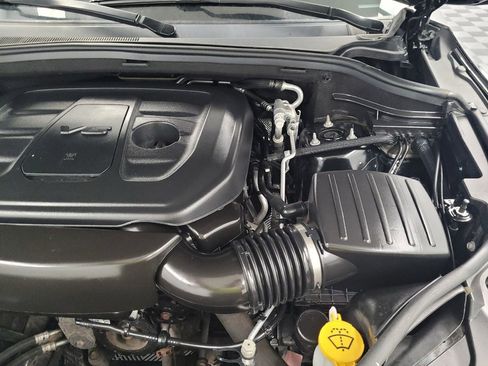 Used 2021 Dodge Durango SXT AWD/4WD image 30