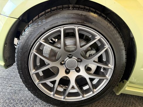 Used 2005 Ford Mustang GT Premium RWD image 28