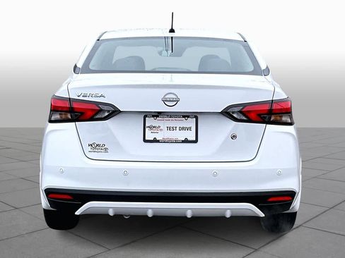 Used 2024 Nissan Versa S w/ Trunk Package image 4