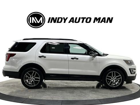Used 2017 Ford Explorer Sport w/ Equipment Group 401A image 3