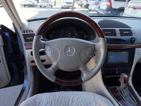 Used 2004 Mercedes-Benz E 500 4MATIC Wagon image 20