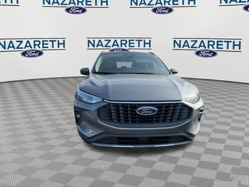 New 2026 Ford Escape SE image 3