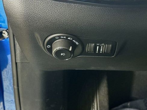 New 2026 Jeep Compass Latitude image 10