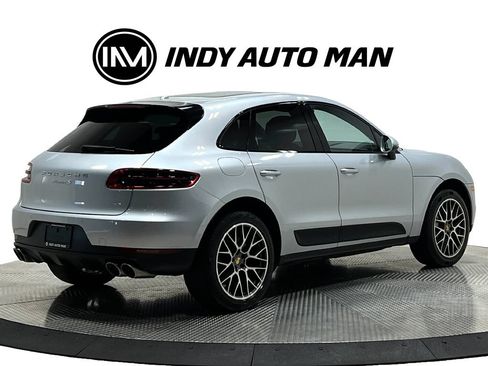 Used 2018 Porsche Macan S w/ Premium Package Plus AWD/4WD image 4