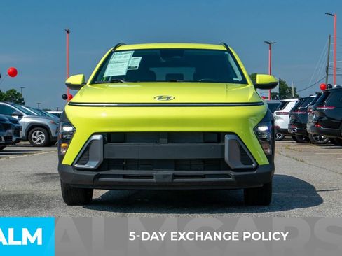 Used 2024 Hyundai Kona SEL image 4
