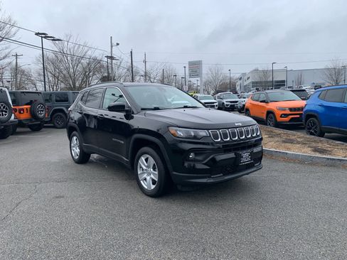 Used 2022 Jeep Compass Latitude w/ Convenience Group image 8
