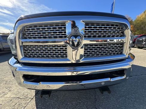 Used 2018 RAM 2500 Laramie w/ Convenience Group image 32