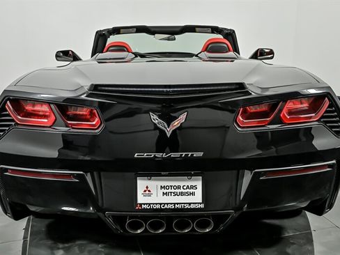 Used 2016 Chevrolet Corvette Stingray Convertible w/ 2LT Preferred Equipment Group RWD image 8