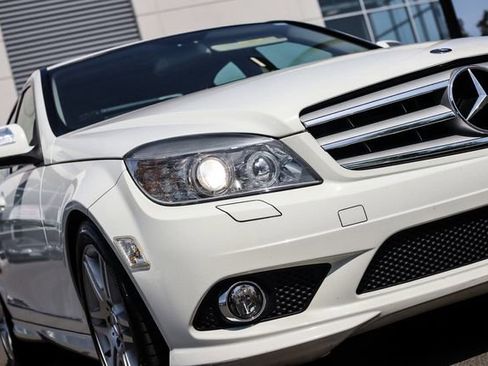 Used 2009 Mercedes-Benz C 350 Sport image 14