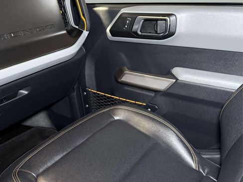 Used 2021 Ford Bronco Badlands w/ Sasquatch Package image 23