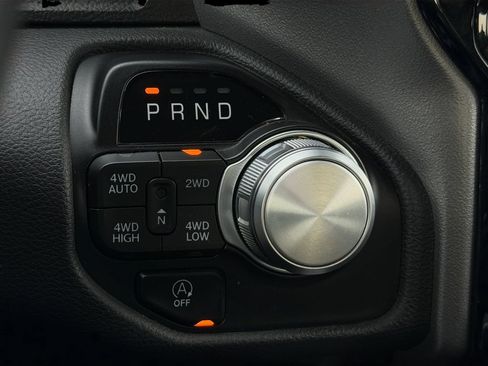 Used 2023 RAM 1500 Laramie AWD/4WD image 14