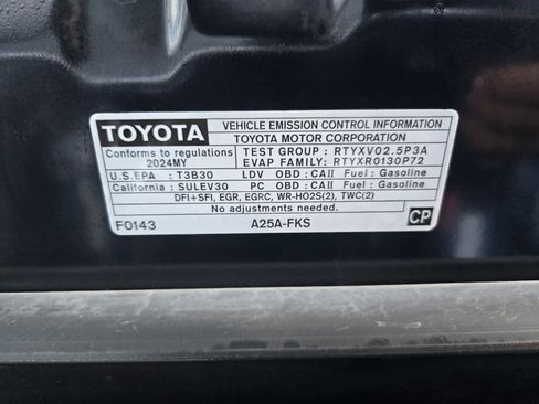 Certified 2024 Toyota Camry SE image 25