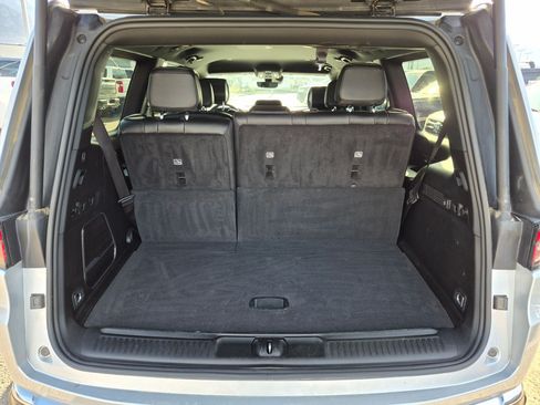 Used 2023 Jeep Wagoneer 4WD image 30