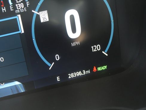 Used 2023 Ford F150 Lariat w/ Equipment Group 502A High image 21